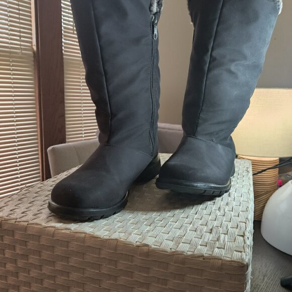 Snow Boots, Over-Calf, Made in Canada & Full Fur Lining, Microfiber Upper SZ 9 - Picture 3 of 8